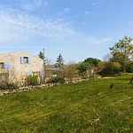 L' Oleronaise Nyaraló Romegoux